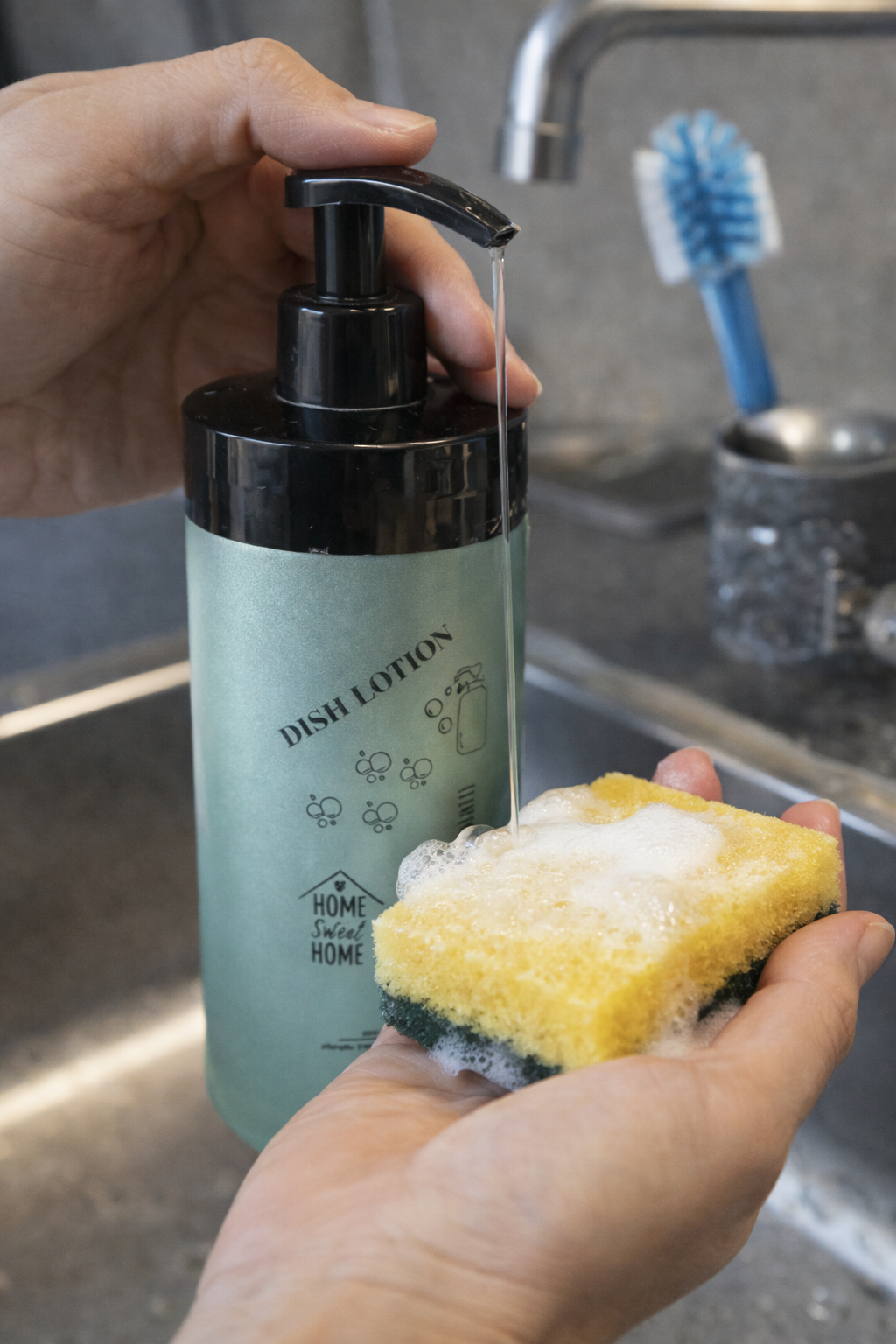 Shishe dispenser për detergjent enësh